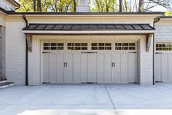 Metro Garage Door Service Chicago, IL 773-683-2336 - garage-doors-side